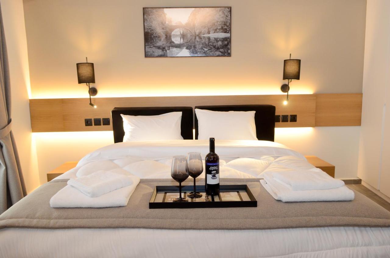 Roloi Suites นาฟปาคตอส ภายนอก รูปภาพ