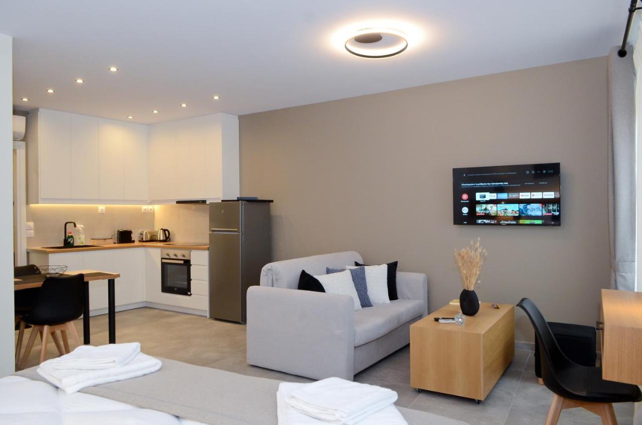 Roloi Suites นาฟปาคตอส ภายนอก รูปภาพ