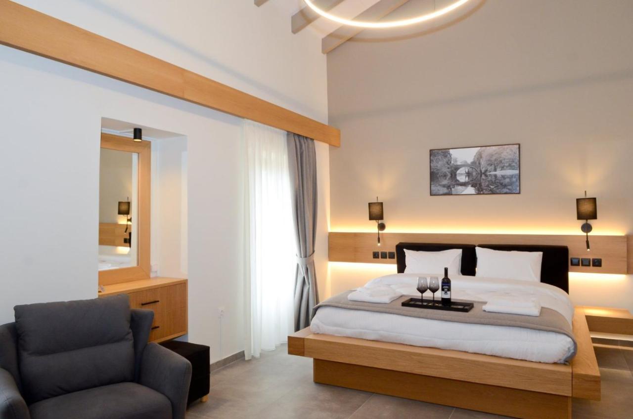Roloi Suites นาฟปาคตอส ภายนอก รูปภาพ