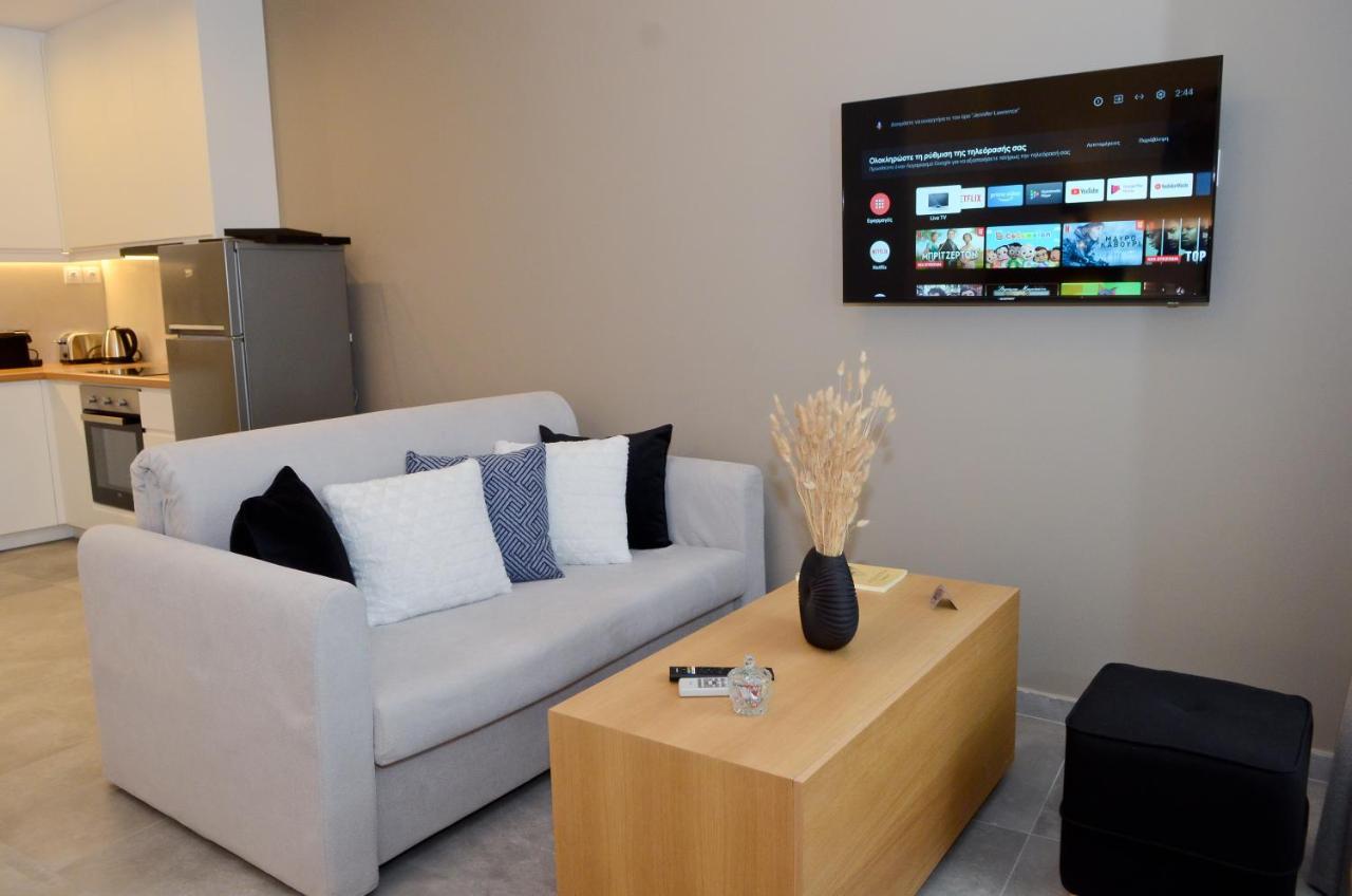 Roloi Suites นาฟปาคตอส ภายนอก รูปภาพ